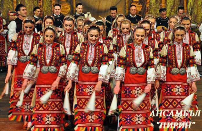 Ансамбъл „Пирин” покорява България с турне