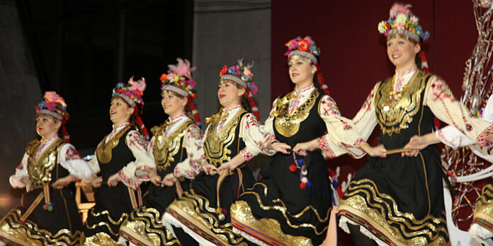 Ансамбъл 
