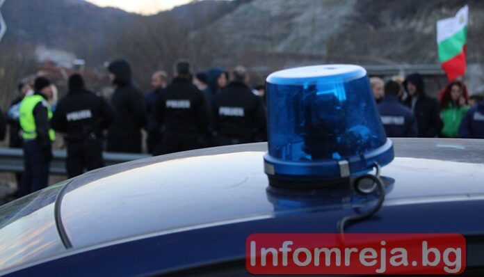 Апаши задигнаха коли от Господинци и Марчево
