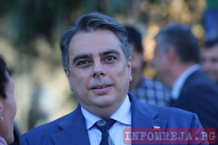 Асен Василев: Искаме да не се погазва законът от бесни свине!
