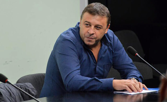 Атанас Камбитов печели от раз битката за Благоевград