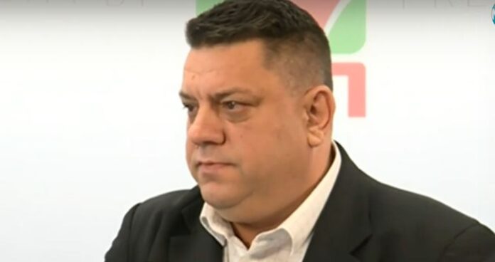 Атанас Зафиров: Оставката на председателя на партията не е на дневен ред