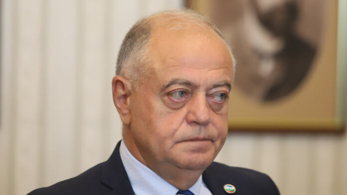 Атанасов: На Борисов му трябва политическа пералня