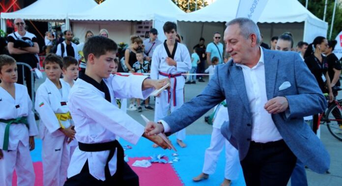 Атрактивна “Нощ на спорта” привлече стотици  да спортуват в София
