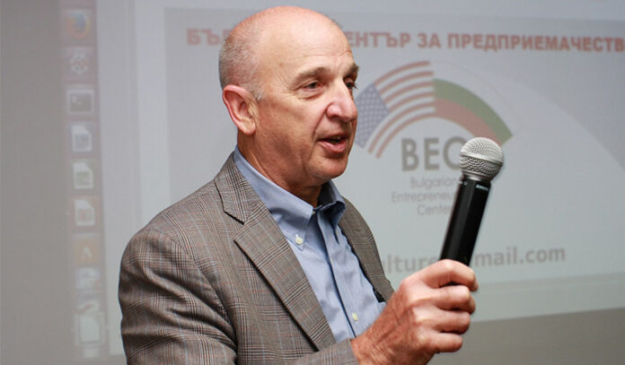 АУБ избра нов председател на Настоятелството
