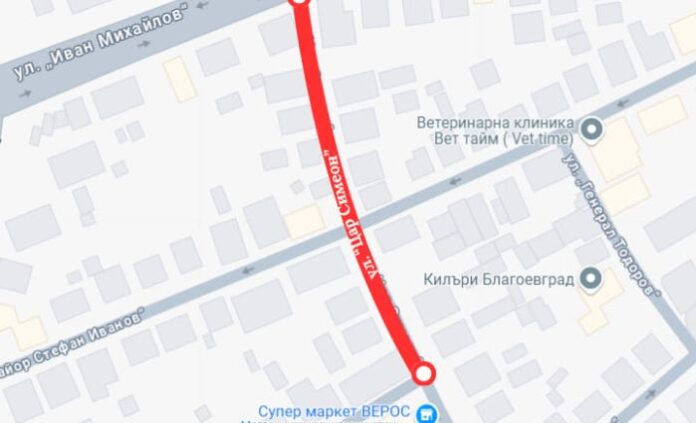 Авариен ремонт затваря за движение улица в Благоевград