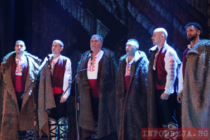 Банско вдигна накрака Благоевград