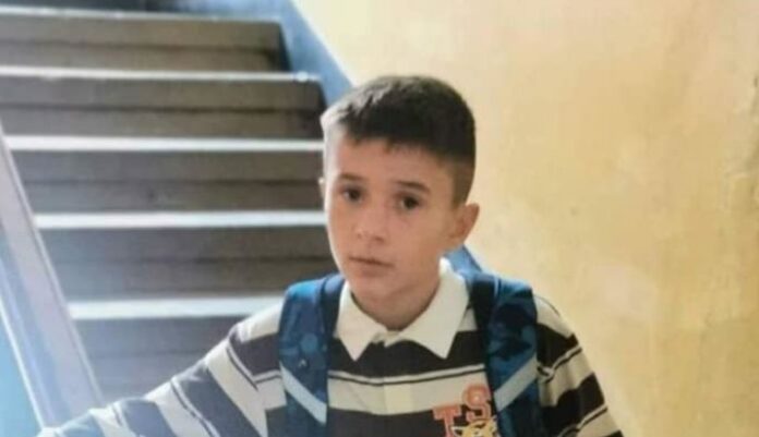 Бащата на Александър: Той е добре и се гушна в мен