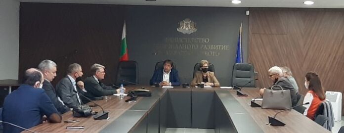 Без „инженеринг“ в строителството с публични средства