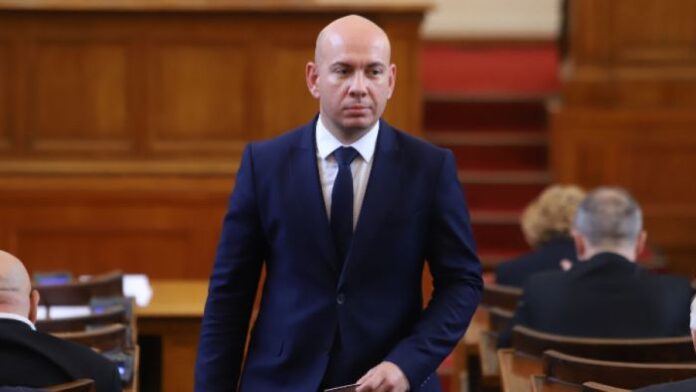 Бивш депутат иска реакция от ЕС за задържането му на границата с РСМ