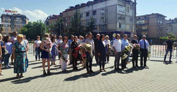 Благоевград се поклони пред безсмъртието на Апостола на свободата