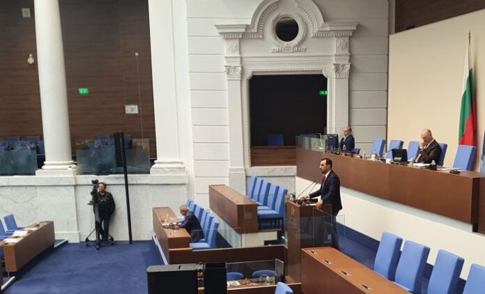Богданов: Работим за възстановяването на около 42 млн. лв. по сметките на ДКК