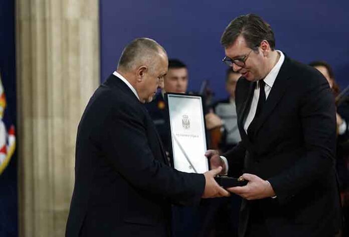 Бойко Борисов получи орден за най-високото държавно отличие на Сърбия