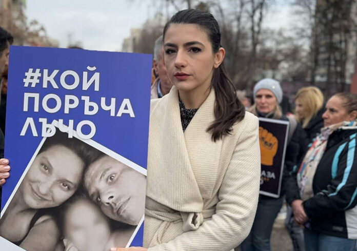 Бориславова: Ще се откажа от имунитета си преди да бъде гласуван в зала