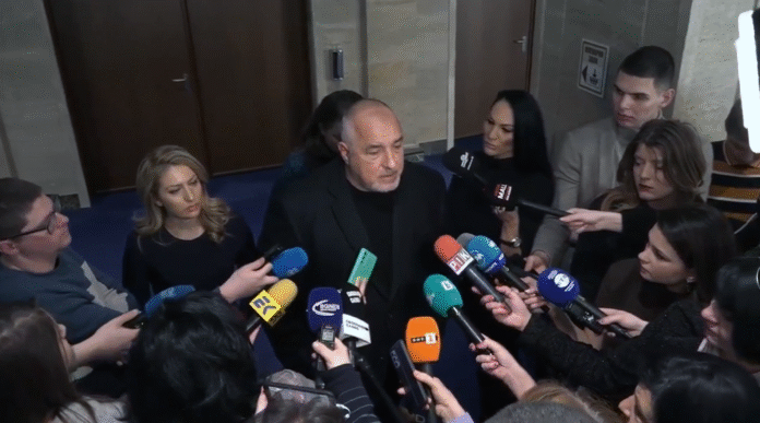Борисов: Има регулатори с умрели хора в тях! Опозицията е мощна