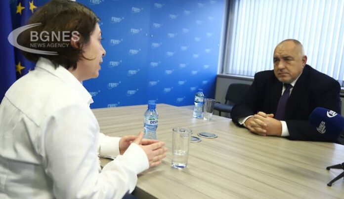 Борисов пред майката на Пендиков: Ще запознаем Европа и Вебер с трагедията в Охрид