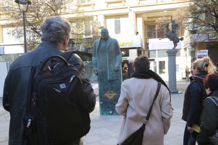 Борисов увековечен с паметник