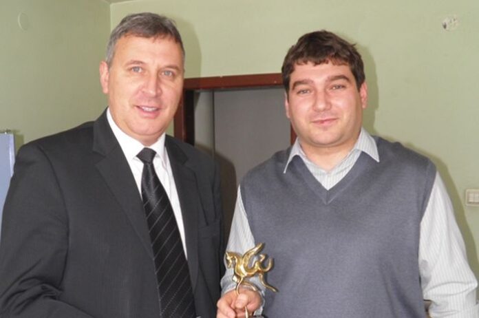 Бронзов Пегас за рождения ден на Иван Гюров