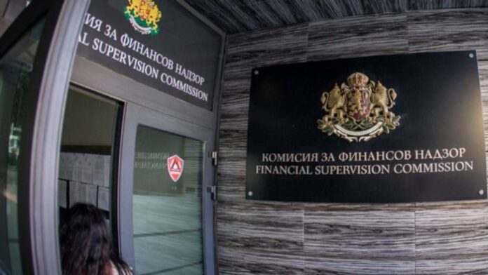 Броят на осигурените за втора пенсия нарасна със 70 000 през 2022 г.
