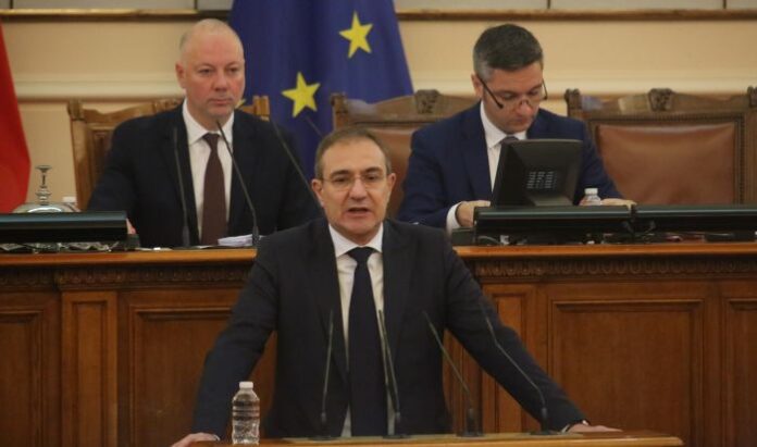 БСП: „Коалицията на войната“ прегази правилника и отхвърли целия дневен ред на НС