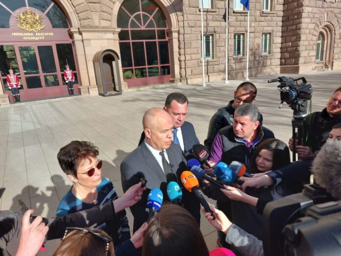 БСП за неприсъствието си на консултациите: Не желаем да бъдем обвързани с този служебен кабинет