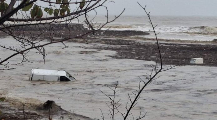 Бургаско под вода: Поройните дъждове не са прецедент