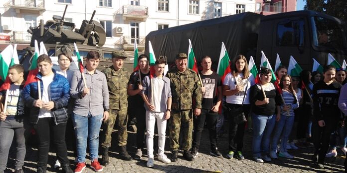 „Бъди войник“ призовават в Гоце Делчев