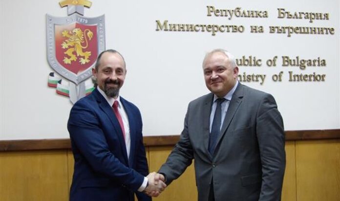 България и Европол засилват сътрудничеството си в борбата с мигрантите