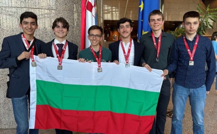 България с два медала от Европейската олимпиада по експериментални науки