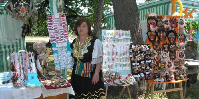 Читалището в Кюстендил с участие във Фестивала „Живо наследство”