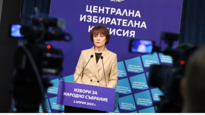 ЦИК пита вътрешния министър за сигурността на изборите след бомбените заплахи