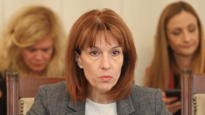 ЦИК спира промените в секционните комисии по искане на партиите