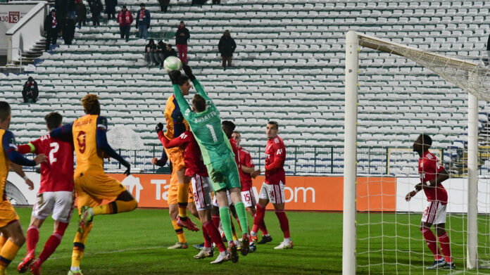 ЦСКА загуби с 2:3 от Рома