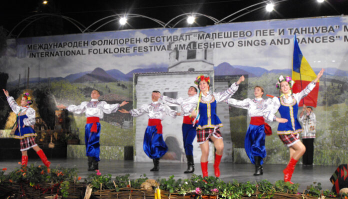 Цветан Цветанов - ВИП гост на откриването на VІІІ Международен фестивал „Малешево пее и танцува”