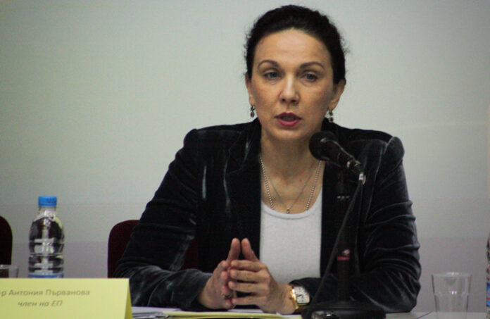 Д-р Антония Първанова: Образованието трябва да стимулира амбицията и предприемчивостта