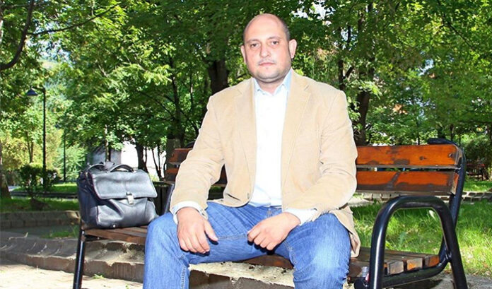Д-р Иван Ибришимов не прие поканата за дебат на опонента си Методи Чимев