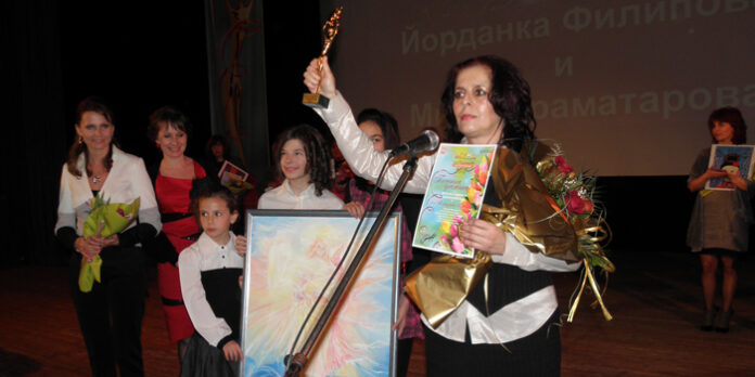 Д-р Теменужка Любенова стана „Жена на годината на Благоевград 2012“