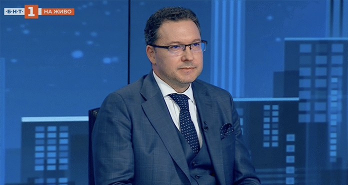 Даниел Митов: Държавата няма да се пише с главно 