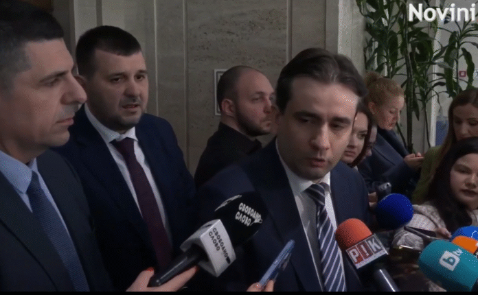 ДБ: Борисов не се притеснява от вота на недоверие