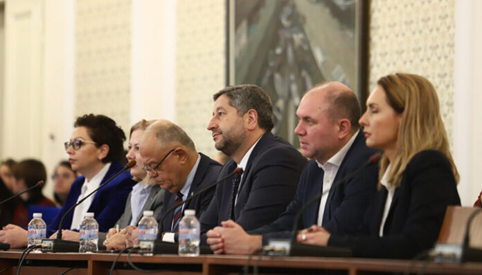 ДБ ще атакува Изборния кодекс в Конституционния съд