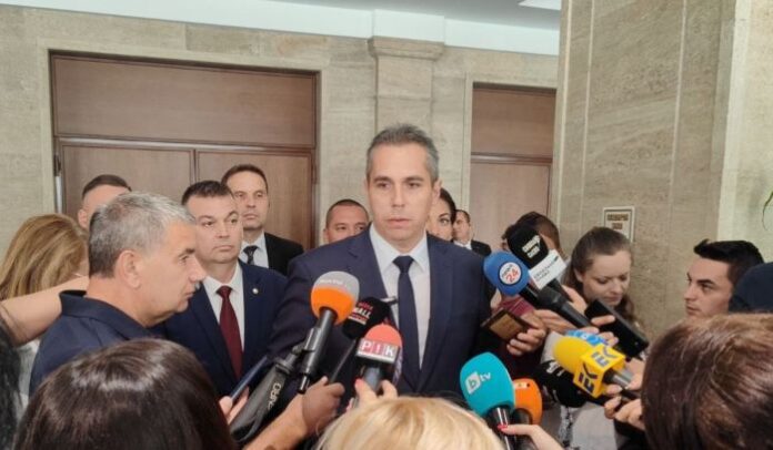 Действаща наредба заплашва 2 млн. автомобили да останат без технически преглед