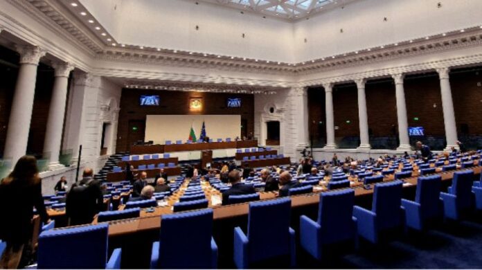 Депутатите отхвърлиха годишния отчет на СЕМ за 2022 г.