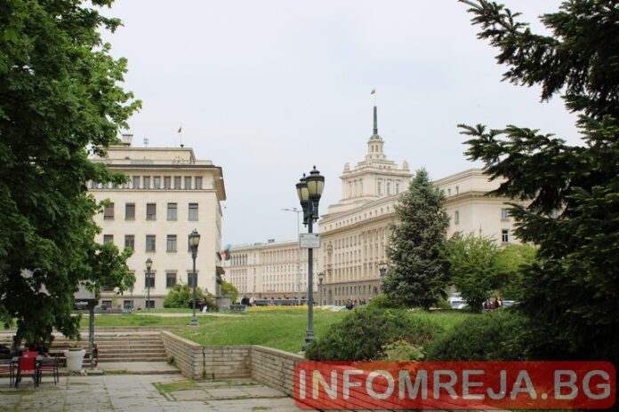 Депутатите ще получават заплати след клетвата