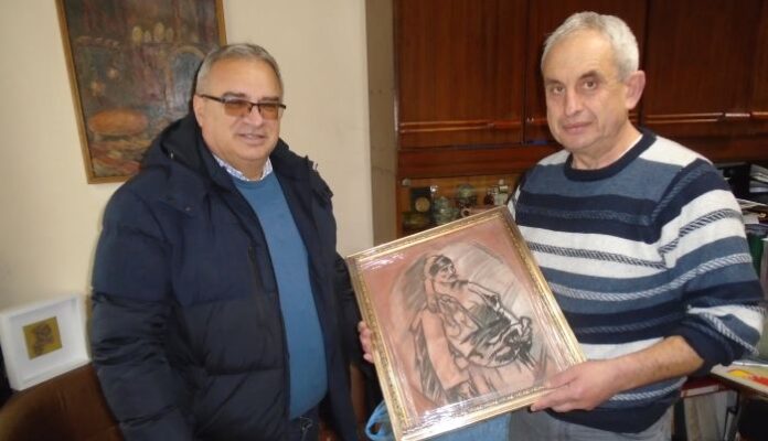 Депутатът Бойко Клечков дари картина на Ильо Войвода на РИМ-Кюстендил