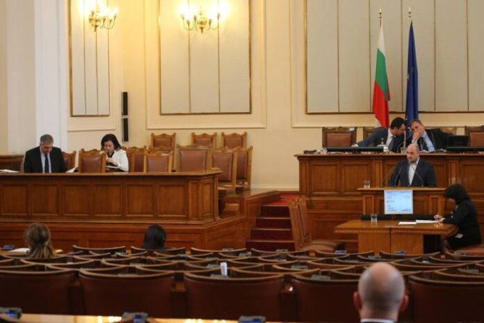 Депутатът Иван Ибришимов търси решение за проблемите на хората с увреждания в Дупница
