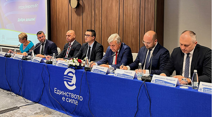 Дилов: Въвеждането на еврото ще даде сигурност на бизнеса и гражданите