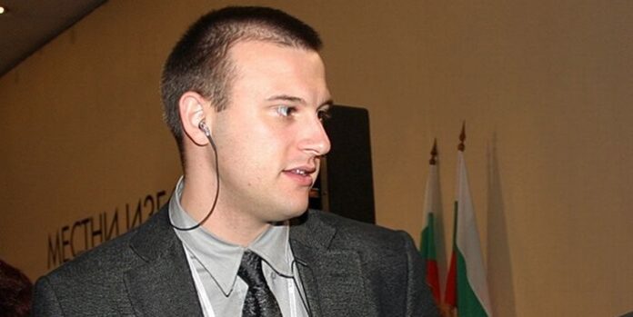 Димитър Стоянов иска оставката на Волен Сидеров