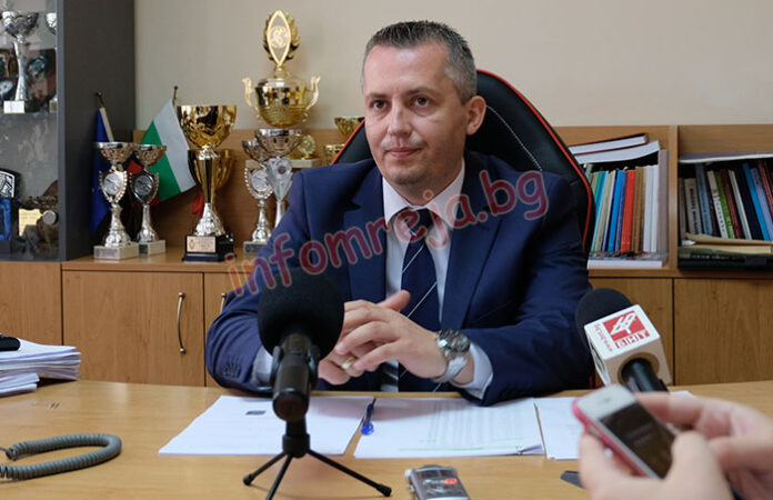 Директорът на Главна дирекция 