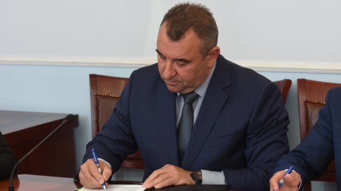 Директорът на 