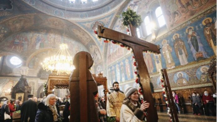 Днес е Разпети петък